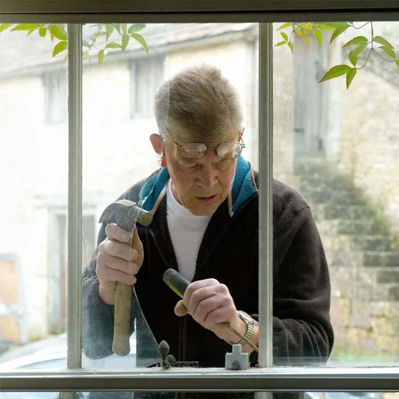 Expert window screening repairs for a snug, insect-free home Expert window screening repairs for a snug, insect-free home