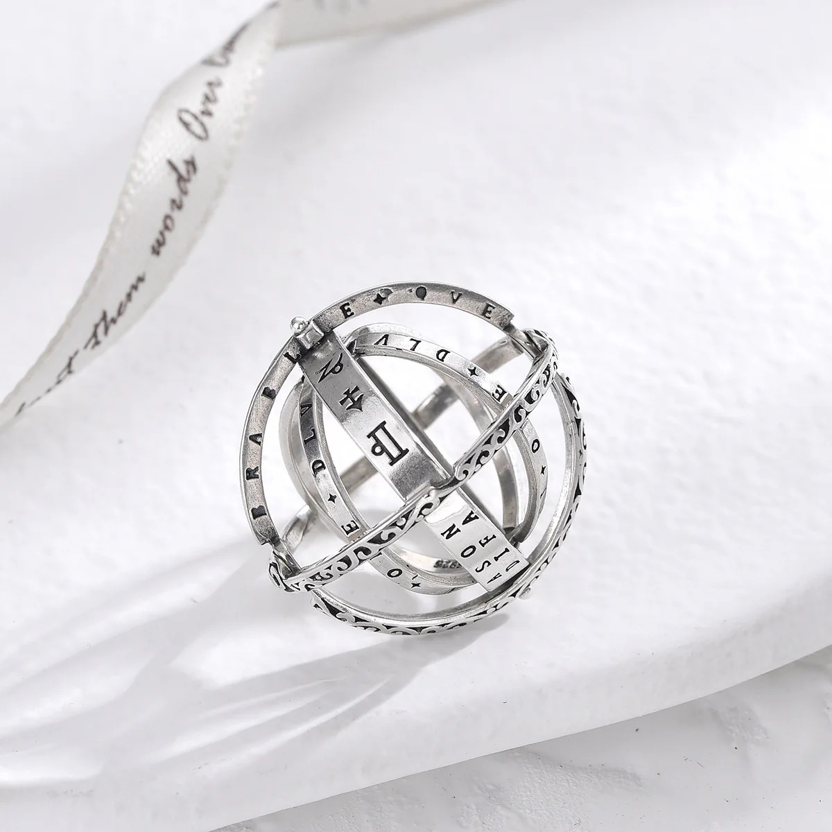 Timeless Sterling Silver Rings for Women: Elegant Everyday Sparkle Timeless Sterling Silver Rings for Women: Elegant Everyday Sparkle