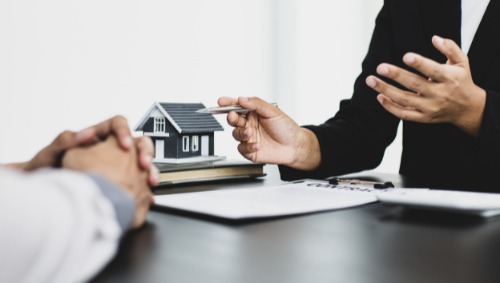 Practical guidance on property management in Oliver with Century 21 Practical guidance on property management in Oliver with Century 21