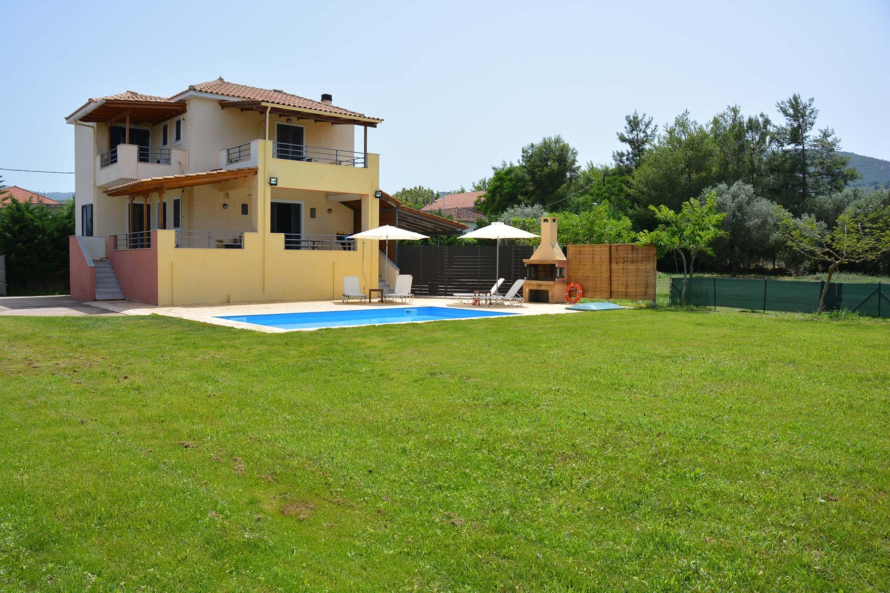 Discover Lefkada: Practical Town Choices for a Relaxed Greece Holiday Discover Lefkada: Practical Town Choices for a Relaxed Greece Holiday